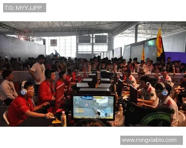 2012wcgcf比赛 ig 刀虐日本狗-2012wcgcf比赛 ig 刀虐日本狗